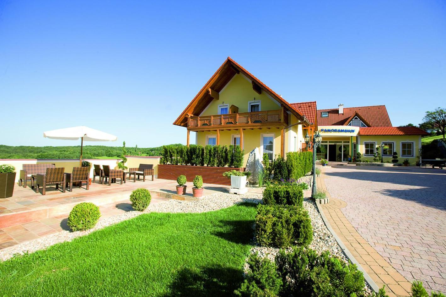 יאנרסדורף Hotel Panoramahof Loipersdorf מראה חיצוני תמונה